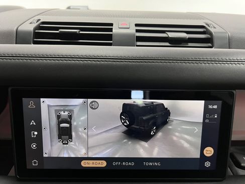 Used 2020 Land Rover Defender 110 HSE image 39