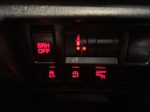 Used 2023 Subaru Crosstrek 2.5i Limited image 41