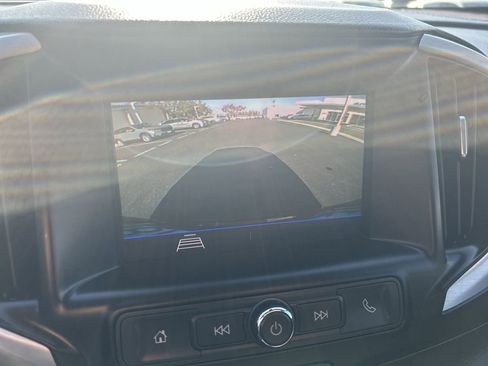 Used 2020 GMC Terrain SLE w/ Driver Convenience Package image 17