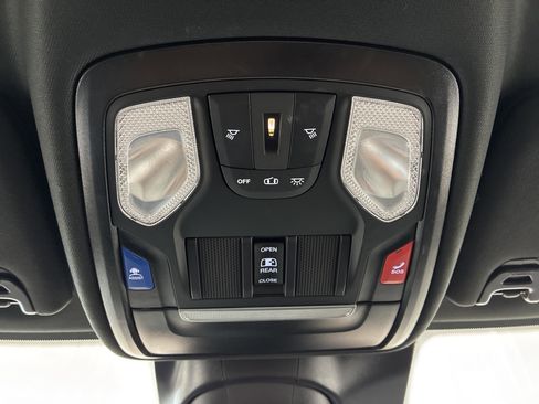 Certified 2024 RAM 2500 Big Horn w/ Night Edition AWD/4WD image 21
