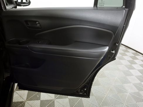 Used 2023 Honda Passport EX-L image 27