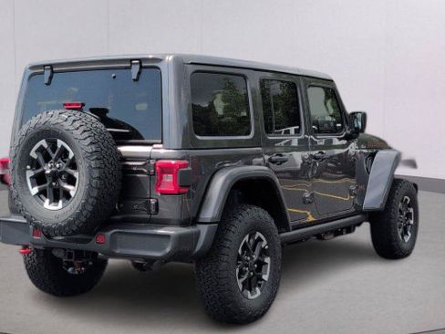 Used 2020 Jeep Wrangler Unlimited Rubicon w/ Advanced Safety Group AWD/4WD image 8