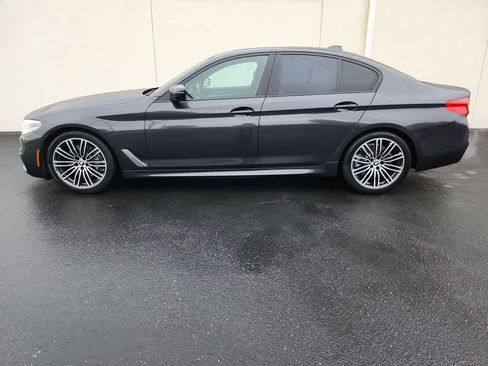 Used 2019 BMW 530i w/ M Sport Package RWD image 4