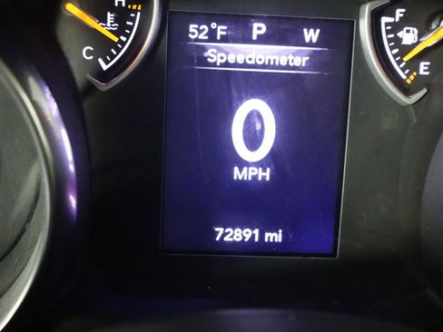 Used 2018 Jeep Wrangler Unlimited Sport image 29