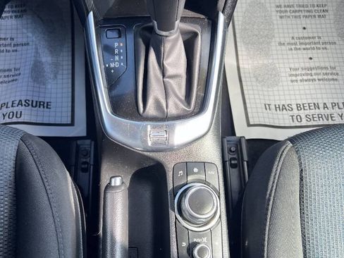 Used 2018 Toyota Yaris iA FWD image 28