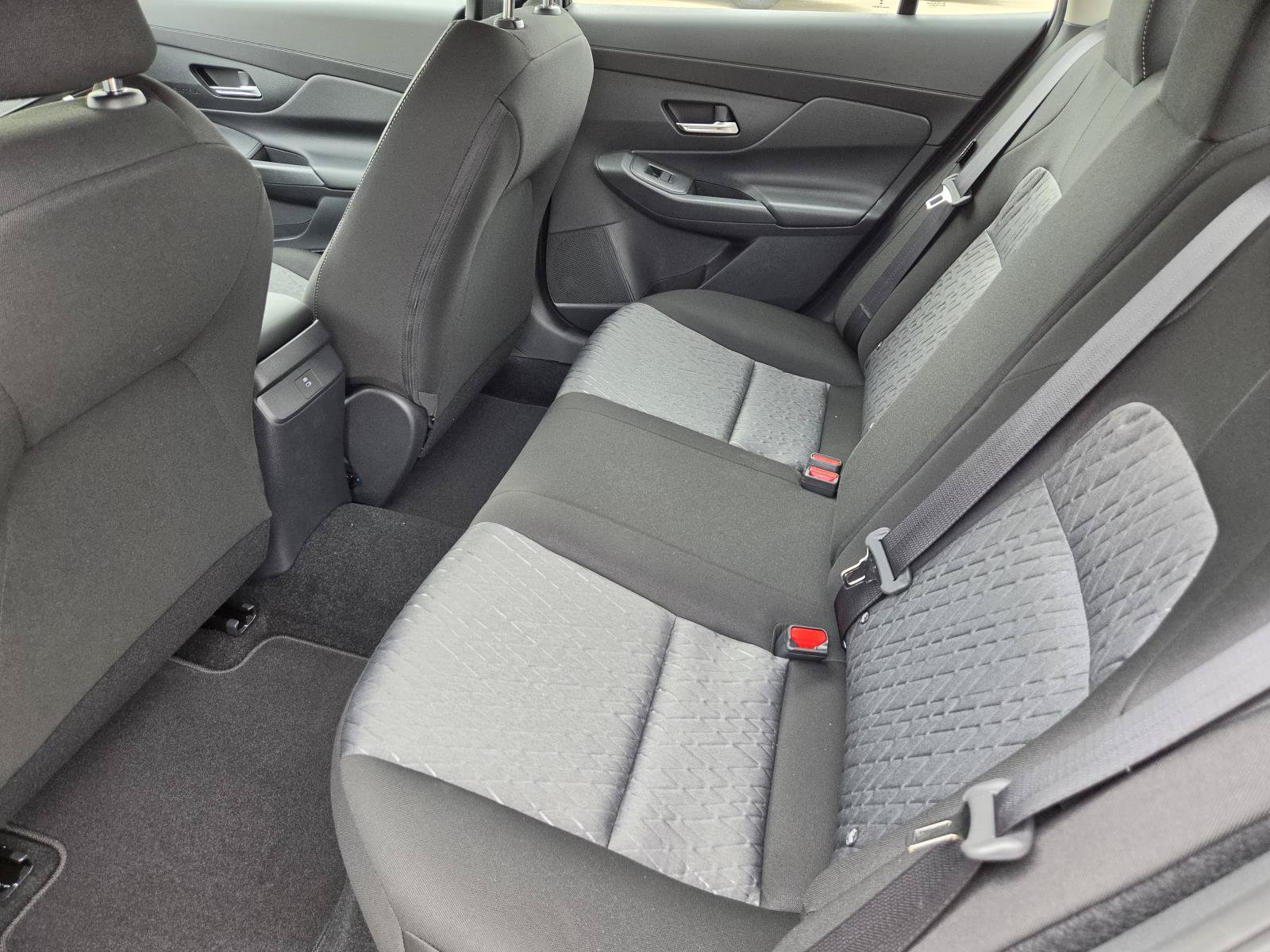 New 2027 Nissan Sentra SV FWD image 12