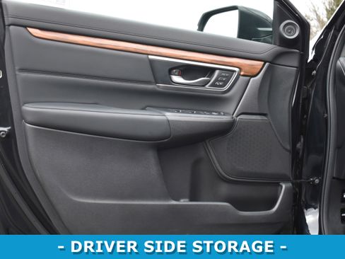 Used 2022 Honda CR-V Touring image 5