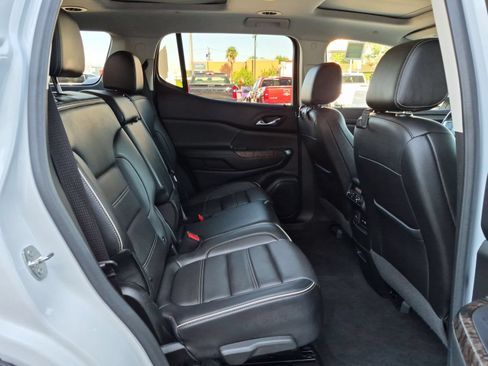 Used 2021 GMC Acadia Denali w/ Denali Ultimate Package AWD/4WD image 26