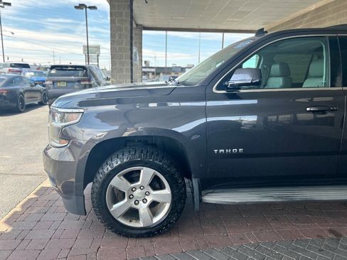 Used 2015 Chevrolet Tahoe LT w/ Luxury Package AWD/4WD image 3