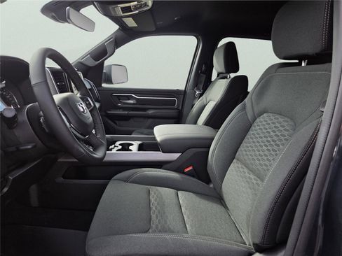 New 2026 RAM 1500 Big Horn AWD/4WD image 14