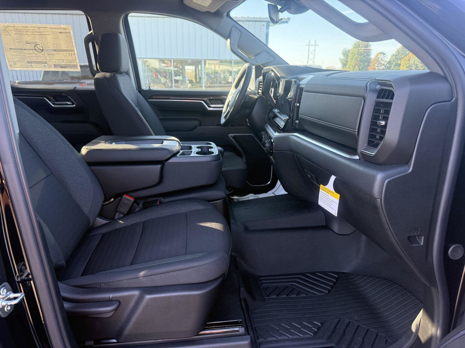New 2026 Chevrolet Silverado 1500 RST AWD/4WD image 18