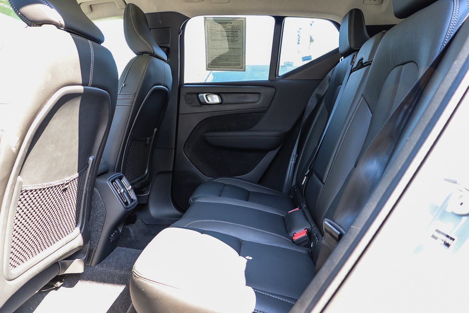 Used 2026 Volvo XC40 B5 Ultra w/ Climate Package AWD/4WD image 19