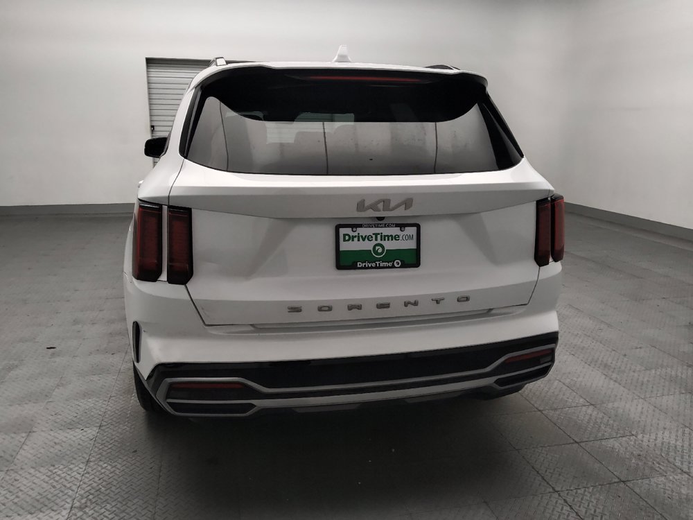Used 2022 Kia Sorento S w/ Panoramic Sunroof Package FWD image 6