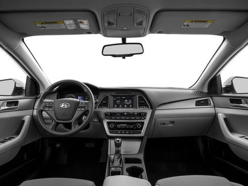 Used 2017 Hyundai Sonata SE FWD image 5