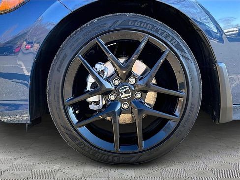 Certified 2025 Honda Civic Sport image 22