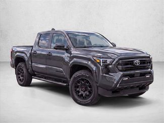 Used 2025 Toyota Tacoma SR5 AWD/4WD video 3