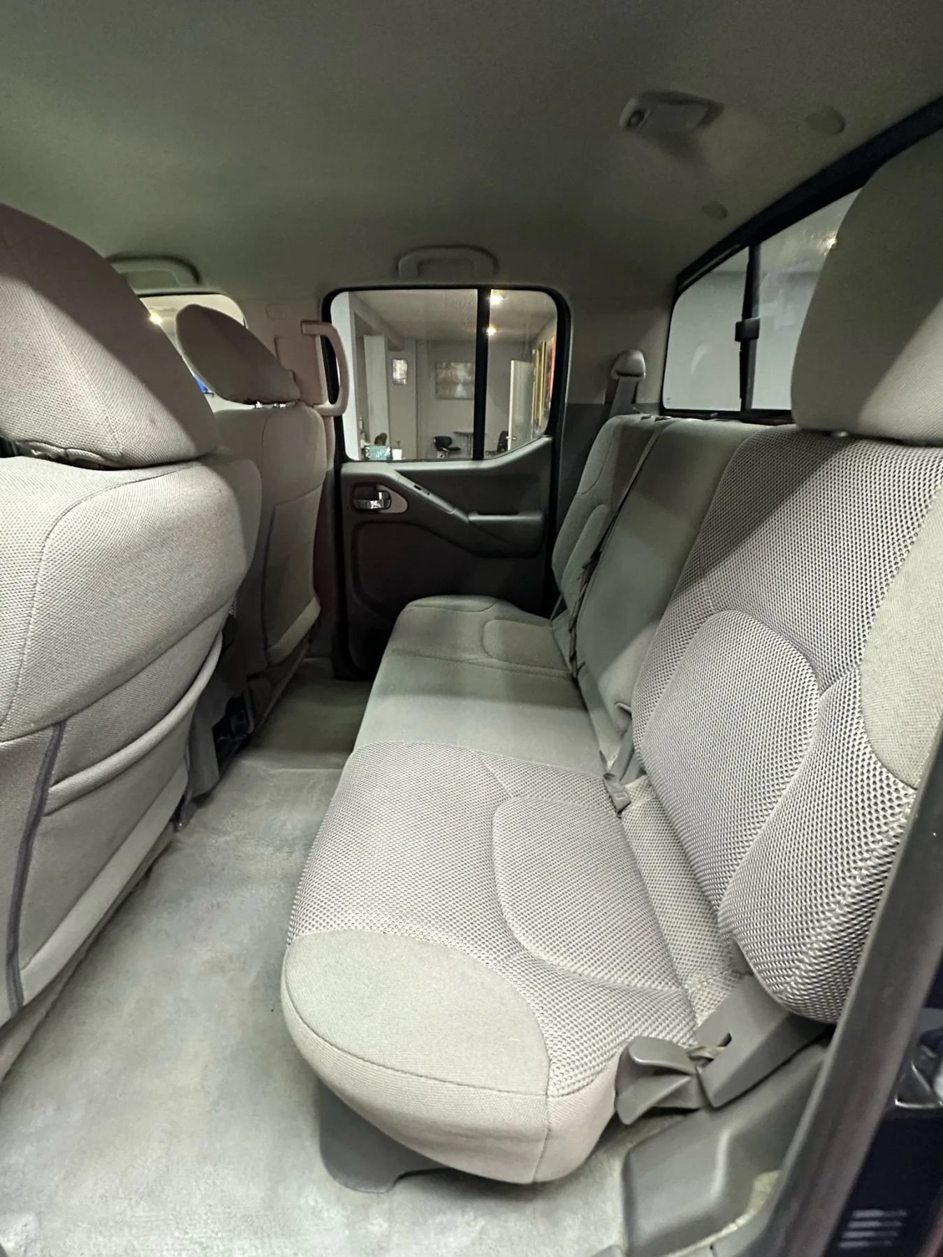 Used 2018 Nissan Frontier SV RWD image 23