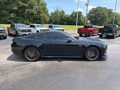 Used 2026 Ford Mustang GT Premium RWD image 2