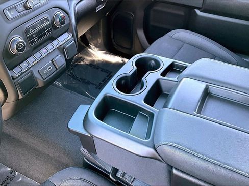 Used 2025 Chevrolet Silverado 1500 Custom image 17