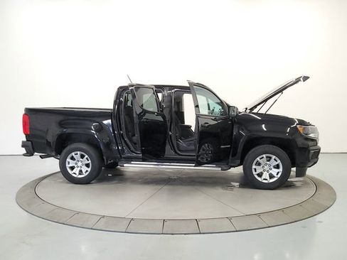 Used 2022 Chevrolet Colorado LT w/ LT Convenience Package RWD image 16