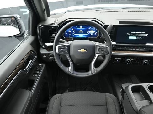 New 2026 Chevrolet Silverado 1500 LT AWD/4WD image 11