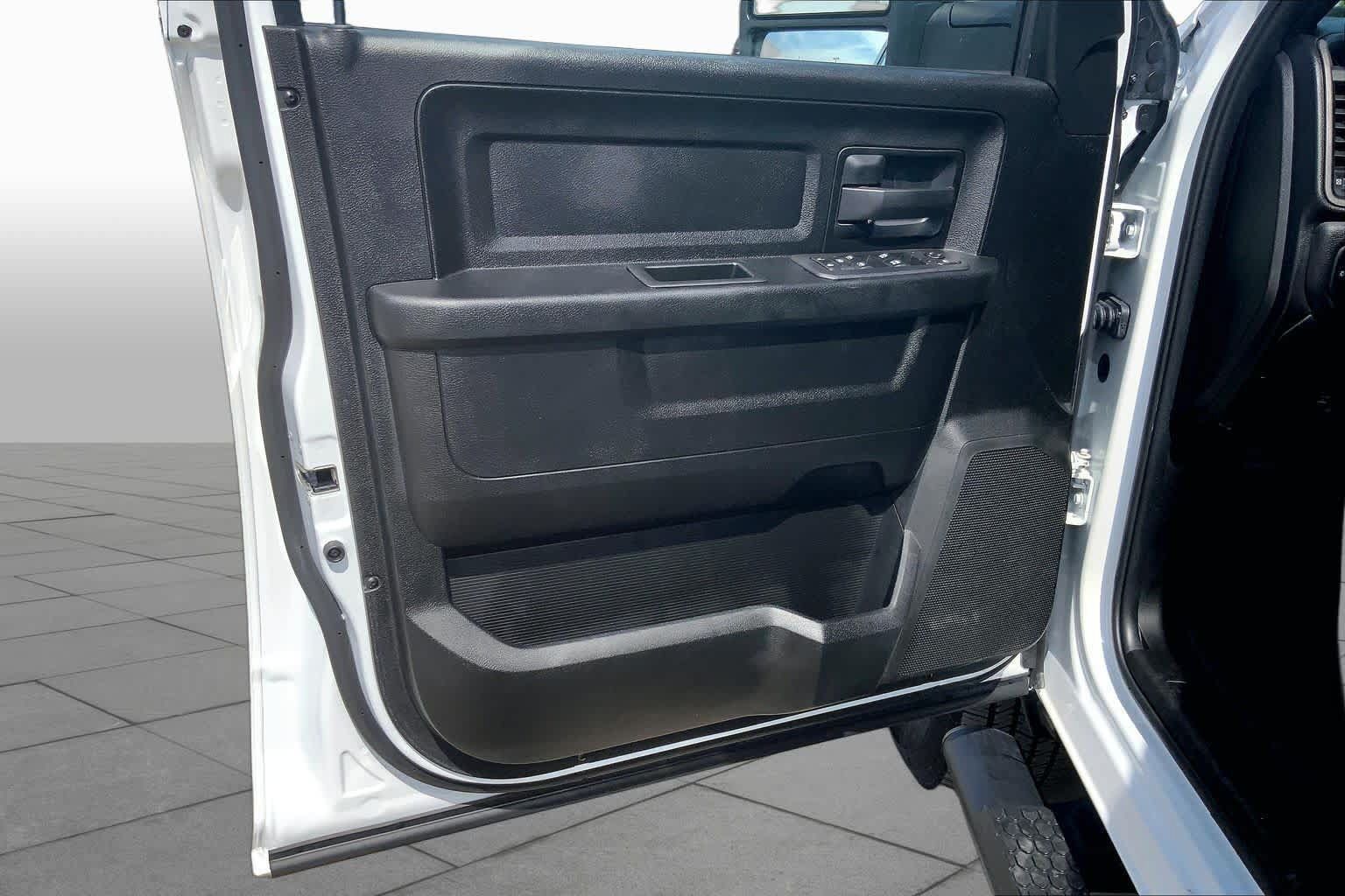 Used 2026 RAM 3500 Tradesman AWD/4WD image 22