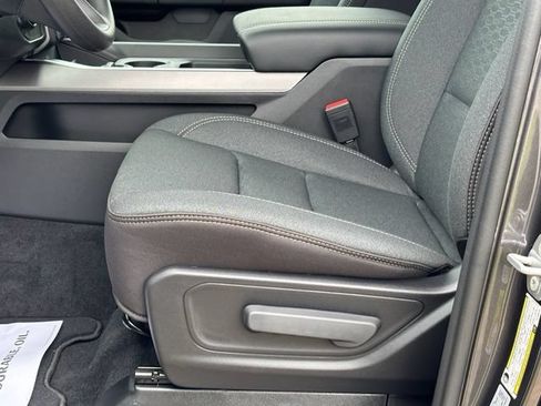 New 2026 RAM 1500 Express AWD/4WD image 14