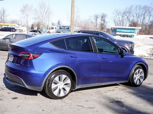 Used 2023 Tesla Model Y Long Range image 10