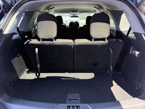 Used 2022 Ford Explorer XLT w/ Class IV Trailer Tow Package image 18