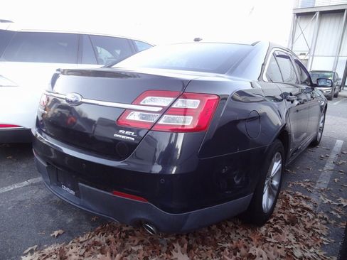 Used 2013 Ford Taurus SEL image 5