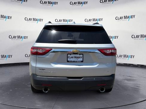 Used 2019 Chevrolet Traverse LT w/ LT Premium Package AWD/4WD image 4