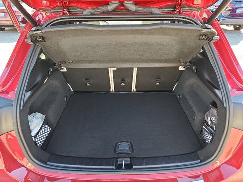 Used 2025 Mercedes-Benz GLA 250 4MATIC image 29