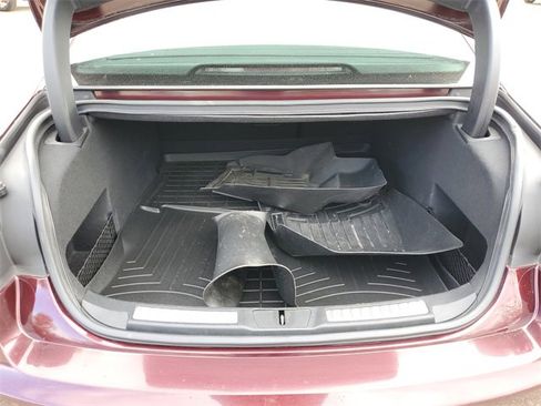 Used 2019 Lincoln Continental Premiere image 7