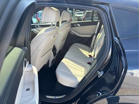 Used 2022 BMW X6 xDrive40i w/ M Sport Package AWD/4WD image 56