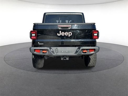 Used 2024 Jeep Gladiator Mojave image 4