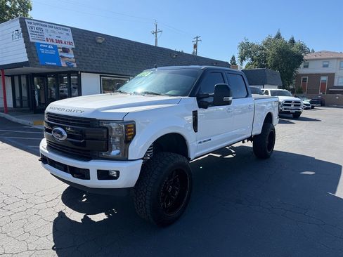 Used 2019 Ford F250 Lariat AWD/4WD image 3