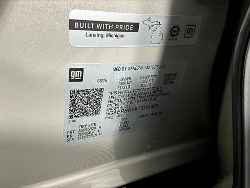 New 2026 Buick Enclave Sport Touring w/ Super Cruise Package image 9