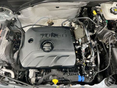 Used 2025 Chevrolet TrailBlazer LT AWD/4WD image 22