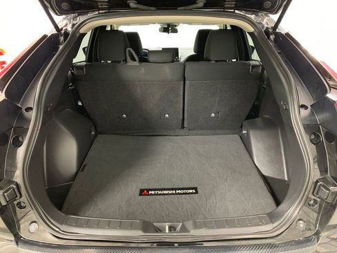 Used 2022 Mitsubishi Eclipse Cross LE image 16