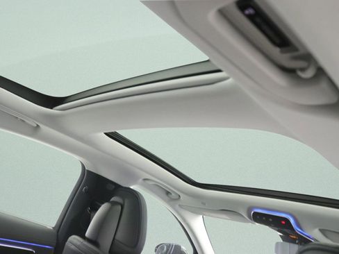 New 2026 Mercedes-Benz E 350 Sedan image 9