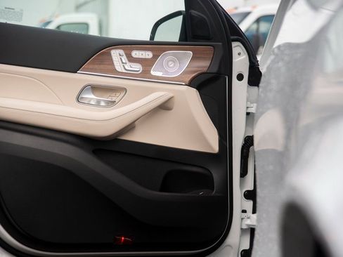 Certified 2025 Mercedes-Benz GLE 350 4MATIC image 21