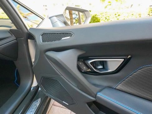 Used 2020 Lamborghini Huracan EVO image 80