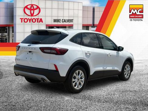 Used 2025 Ford Escape Active FWD image 5