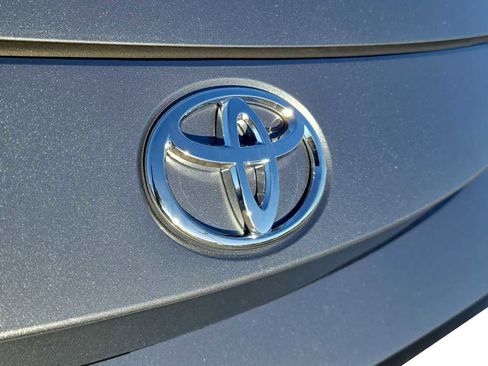 Used 2026 Toyota Corolla SE w/ SE Package image 31