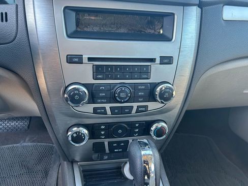 Used 2012 Ford Fusion S image 11