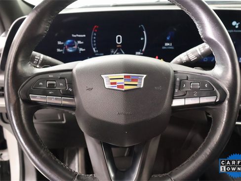 Used 2024 Cadillac XT4 Premium Luxury image 3