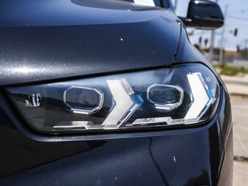 Used 2025 BMW X6 xDrive40i AWD/4WD image 9