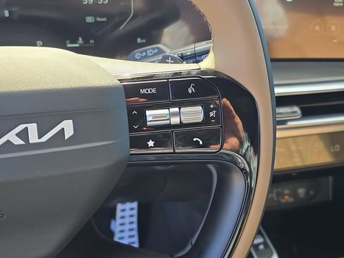 New 2026 Kia Sorento SX Prestige w/ Olive Brown Leather Package image 36