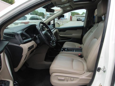 Used 2018 Honda Odyssey EX-L image 9