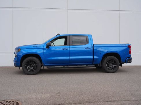 Used 2023 Chevrolet Silverado 1500 RST w/ Rally Edition AWD/4WD image 6